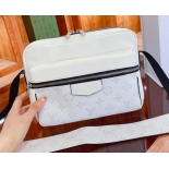 Women Luxurys Designers Bags Crossbody High Quality Handbags Womens Purses Shoulder Shopping Totes Bag (119)