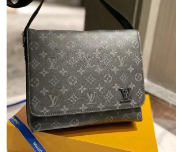 Women Luxurys Designers Bags Crossbody High Quality Handbags Womens Purses Shoulder Shopping Totes Bag (15)