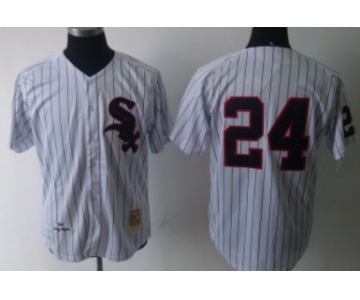 Chicago White Sox #24 Early Wynn 1959 White Throwback Jersey